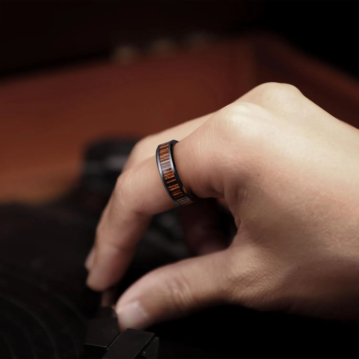 King Will Nature Men's Wooden Wedding Band, 7-8mm Black Mens Ceramic Wedding Ring with Polished Finish Brown Wood Inlay Comfort Fit Size 7-14